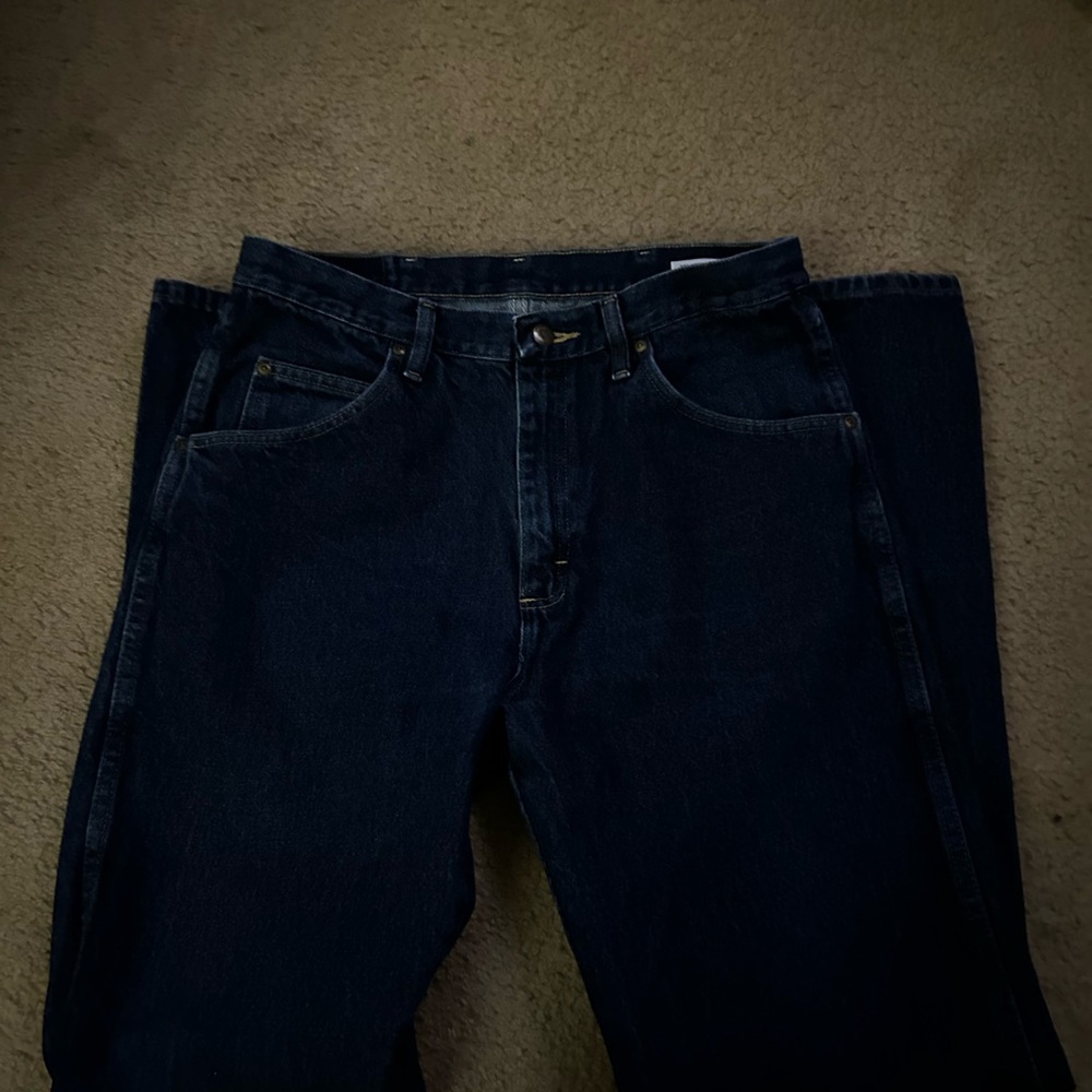 Wrangler Men's Deep Indigo Relaxed Jeans